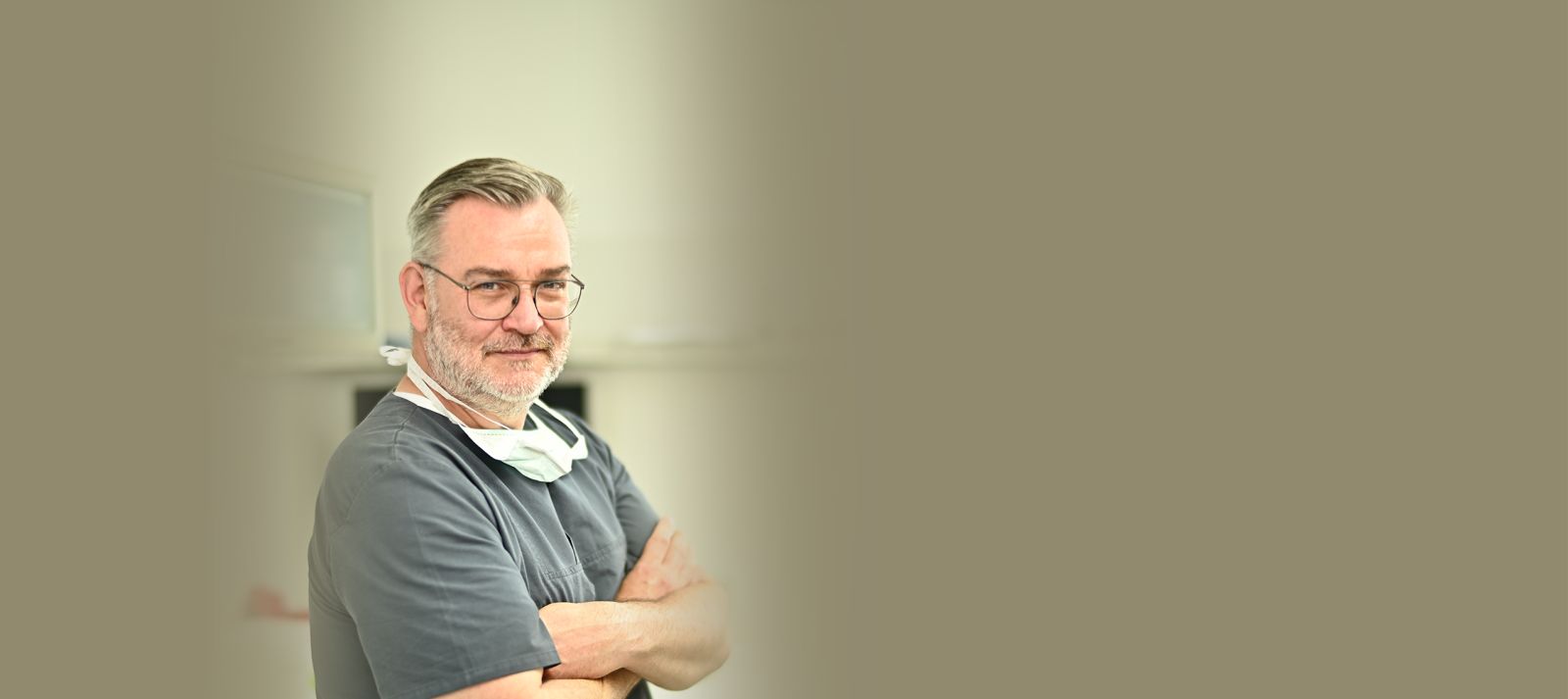 Slider-final-1eb38574 image - Dr. med. dent. Mirco Jogschies Slider-final-1eb38574 Dr. med. dent. Mirco Jogschies - Die Zahn-Praxis - Dr. med. dent. Mirco Jogschies